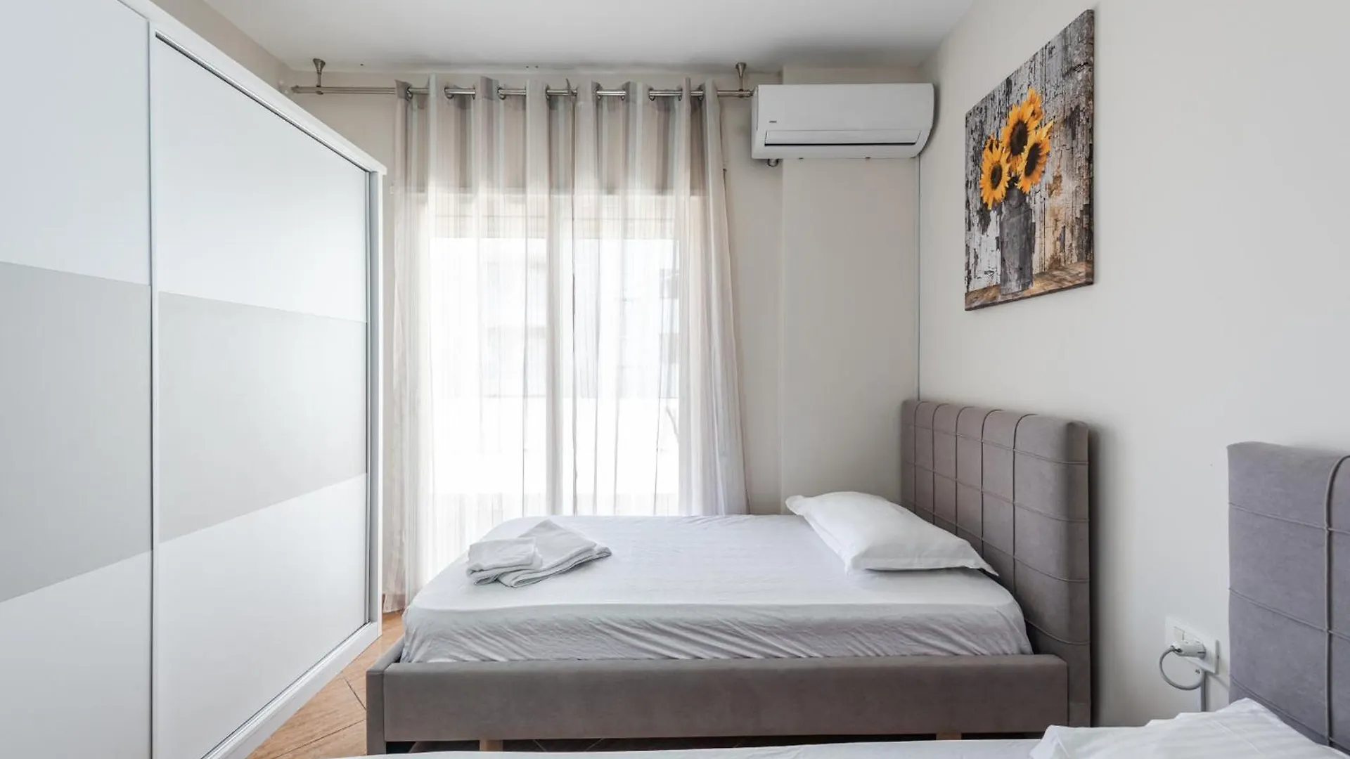 Eternal Sea Vista Apartment Durres 0*,  Albania